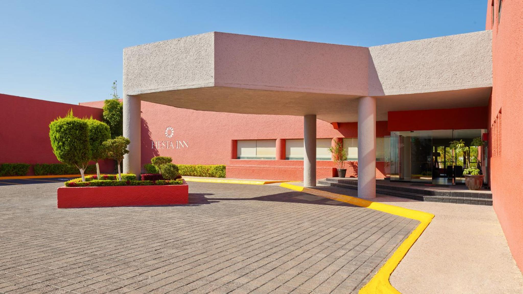 Hotel Fiesta Inn Aguascalientes - Image 1