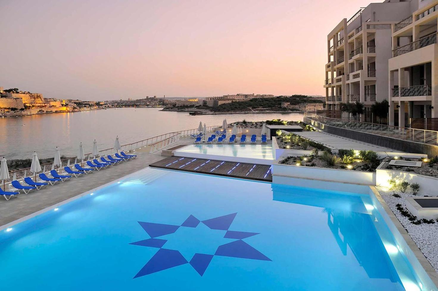 Luxurious Apt with Ocean Views and Pool in Tigne Point view 4