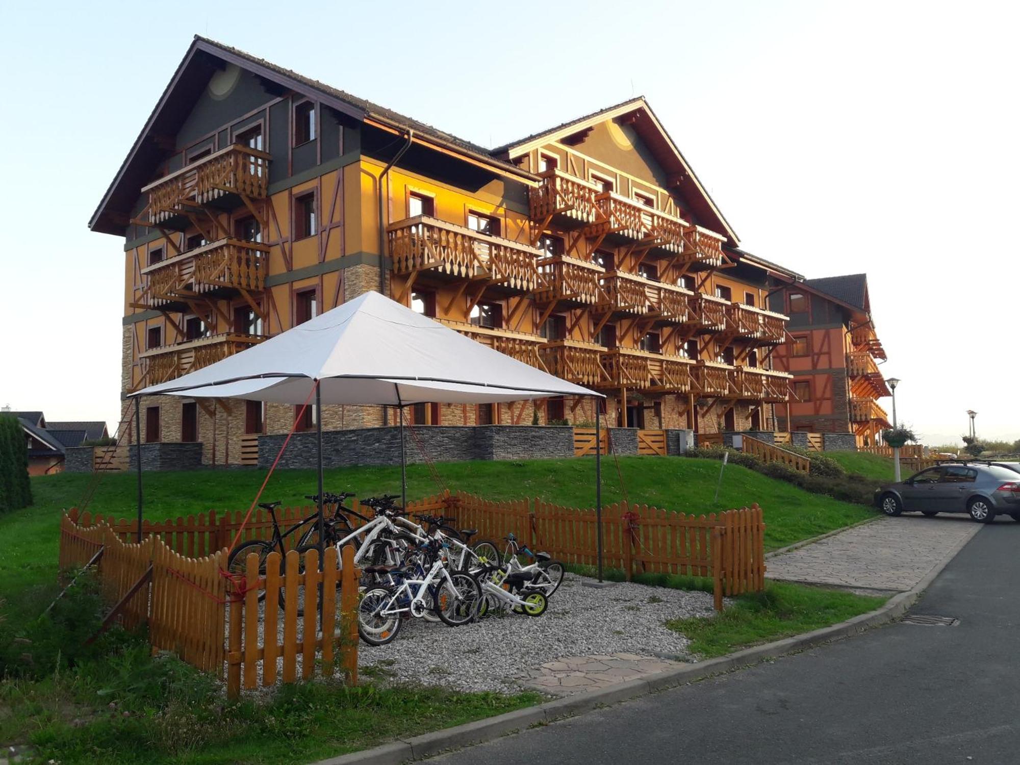 Photo 12