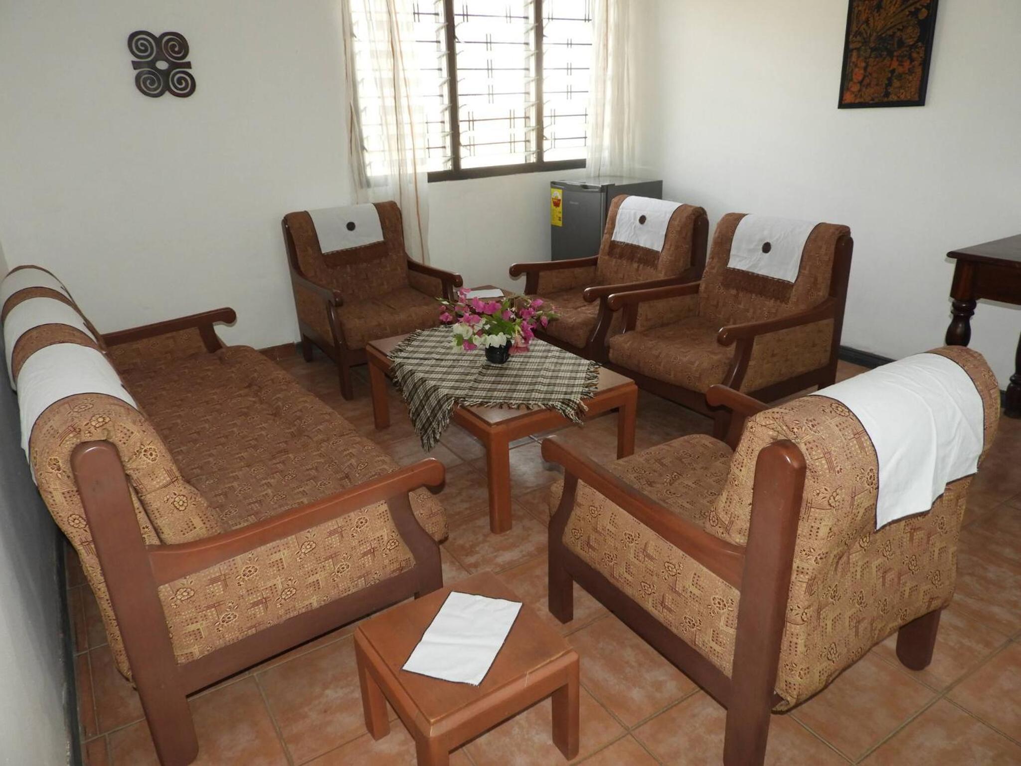 Nimohs Holiday Home
