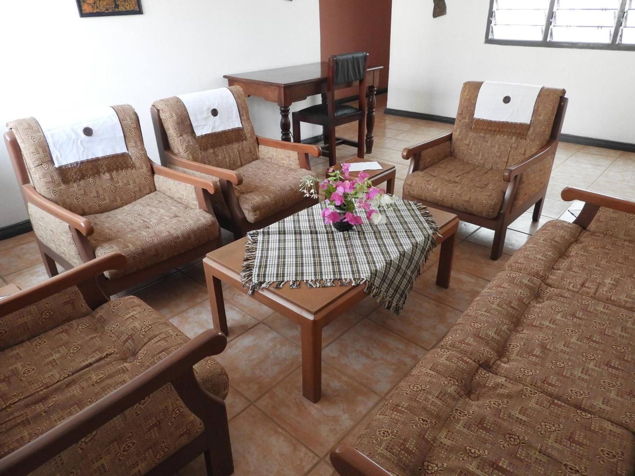 Nimohs Holiday Home