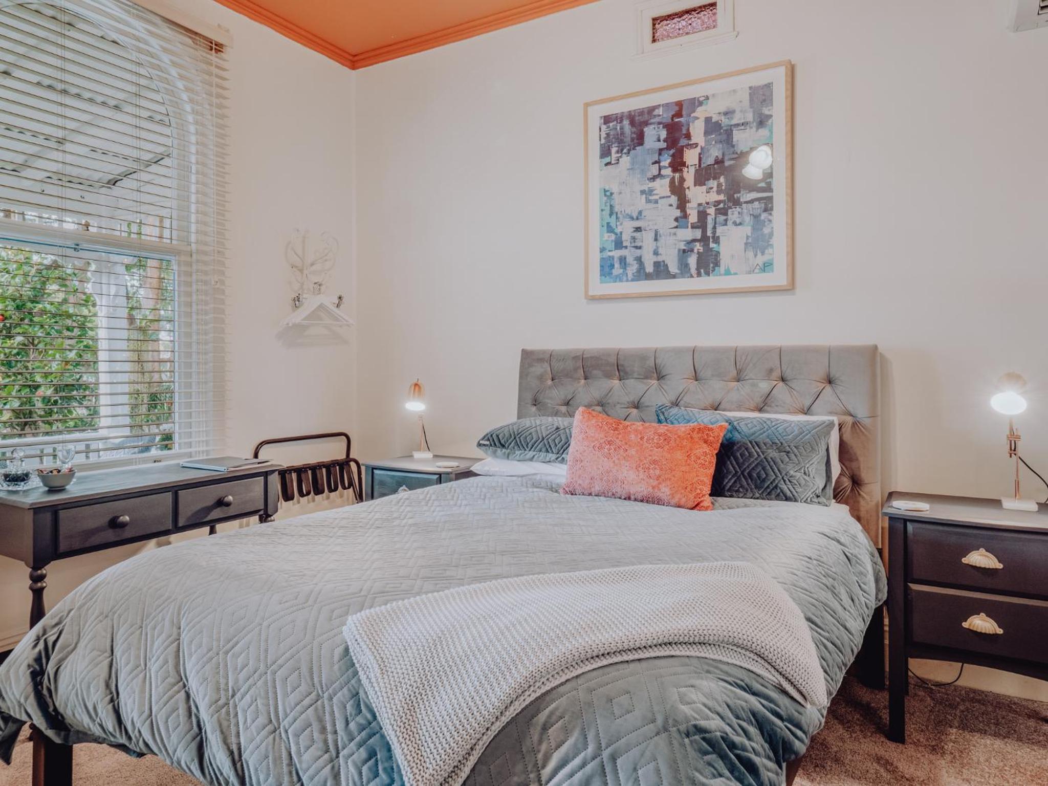 Genesta House
