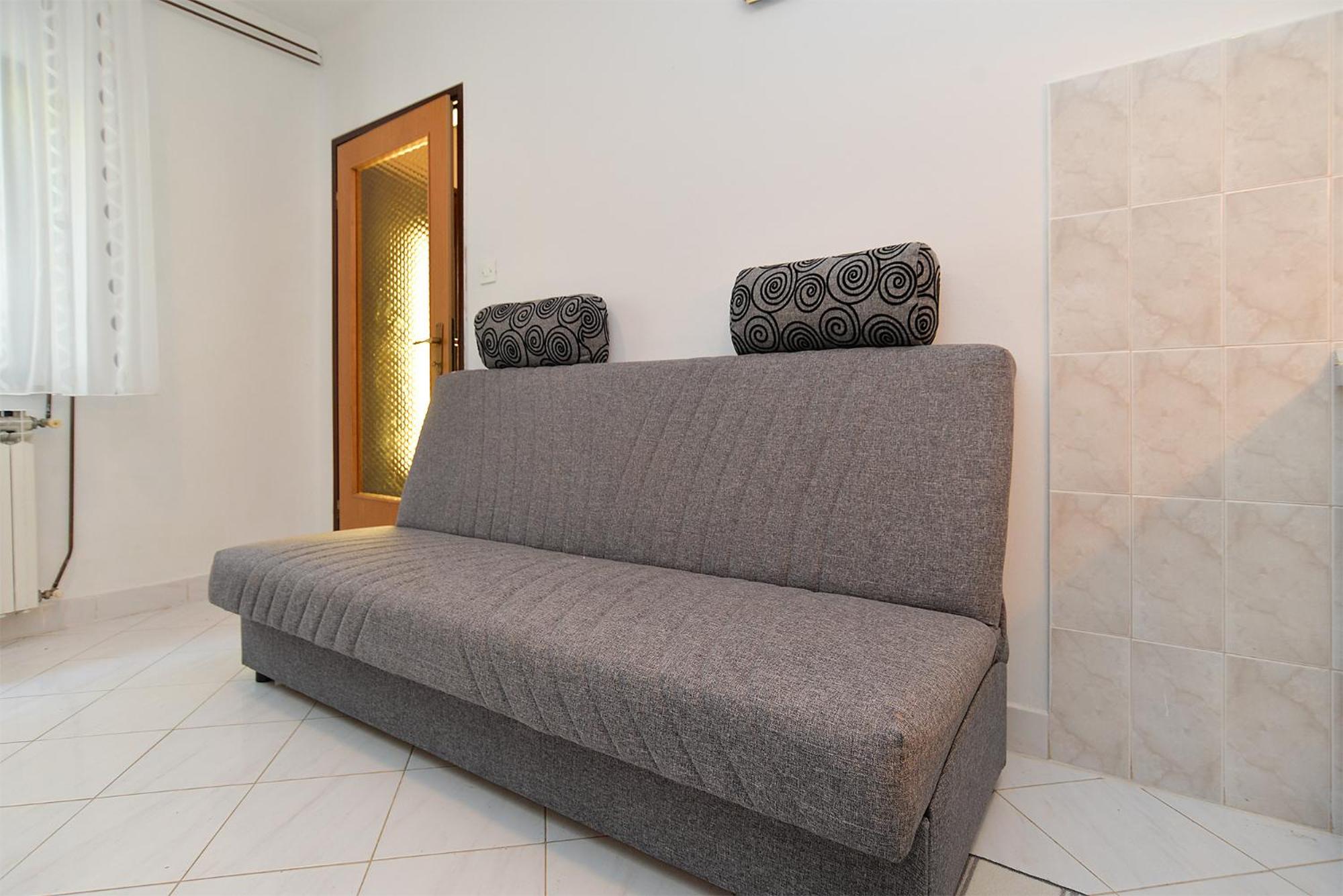 Apartment Mario 2060 view 2