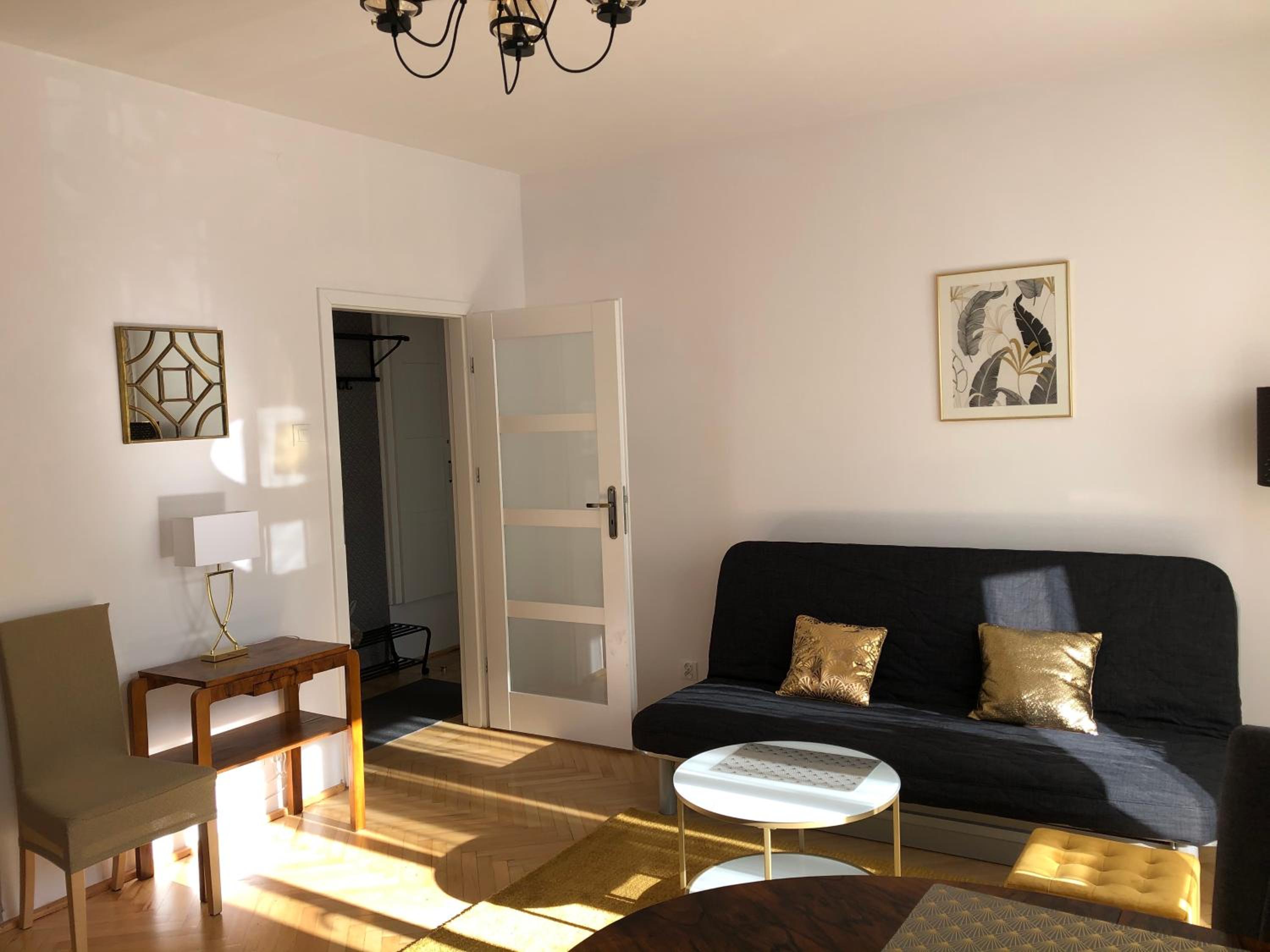 Art deco Apartment view 2