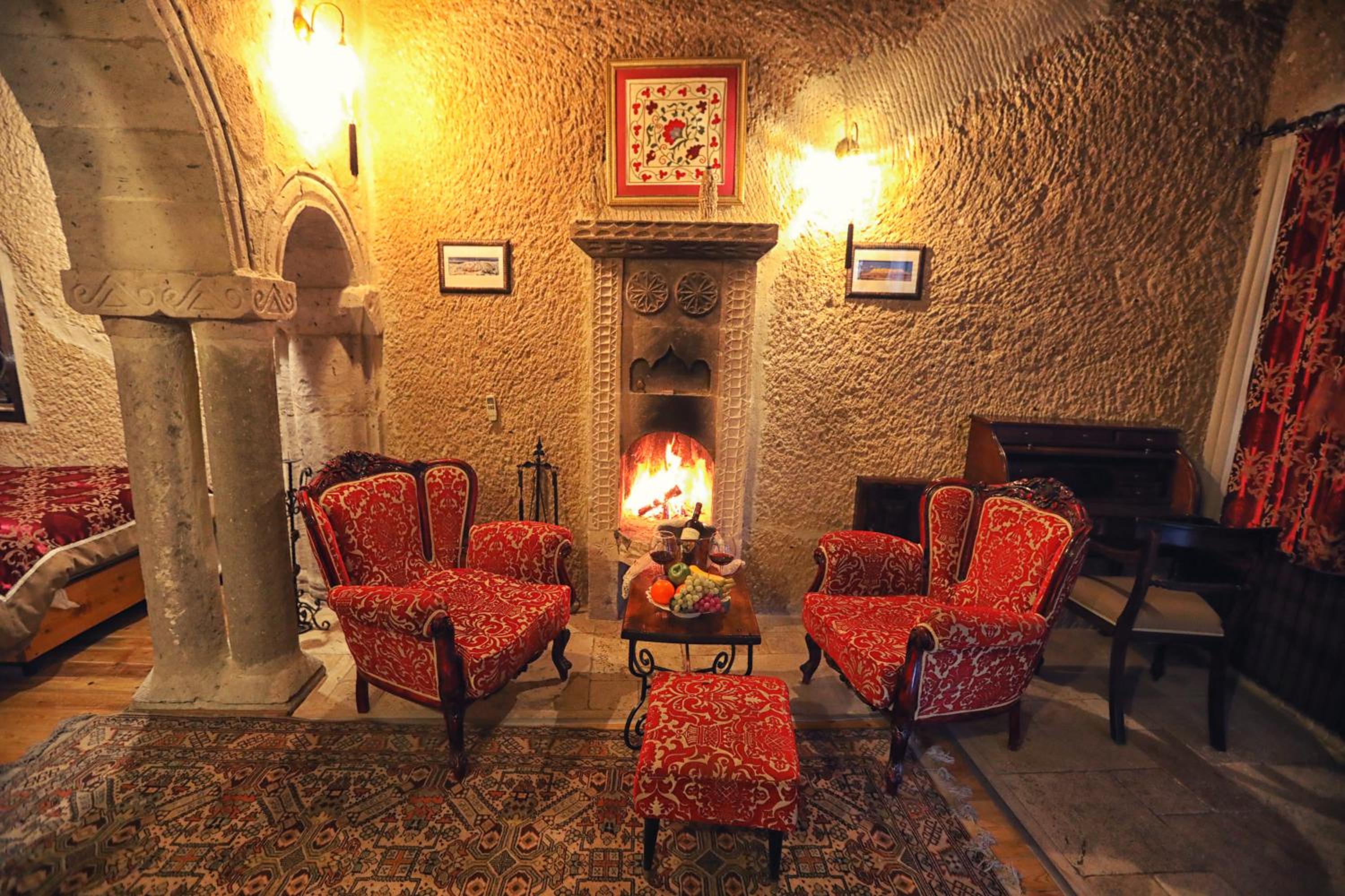 Traveller's Cave Hotel - Image 120