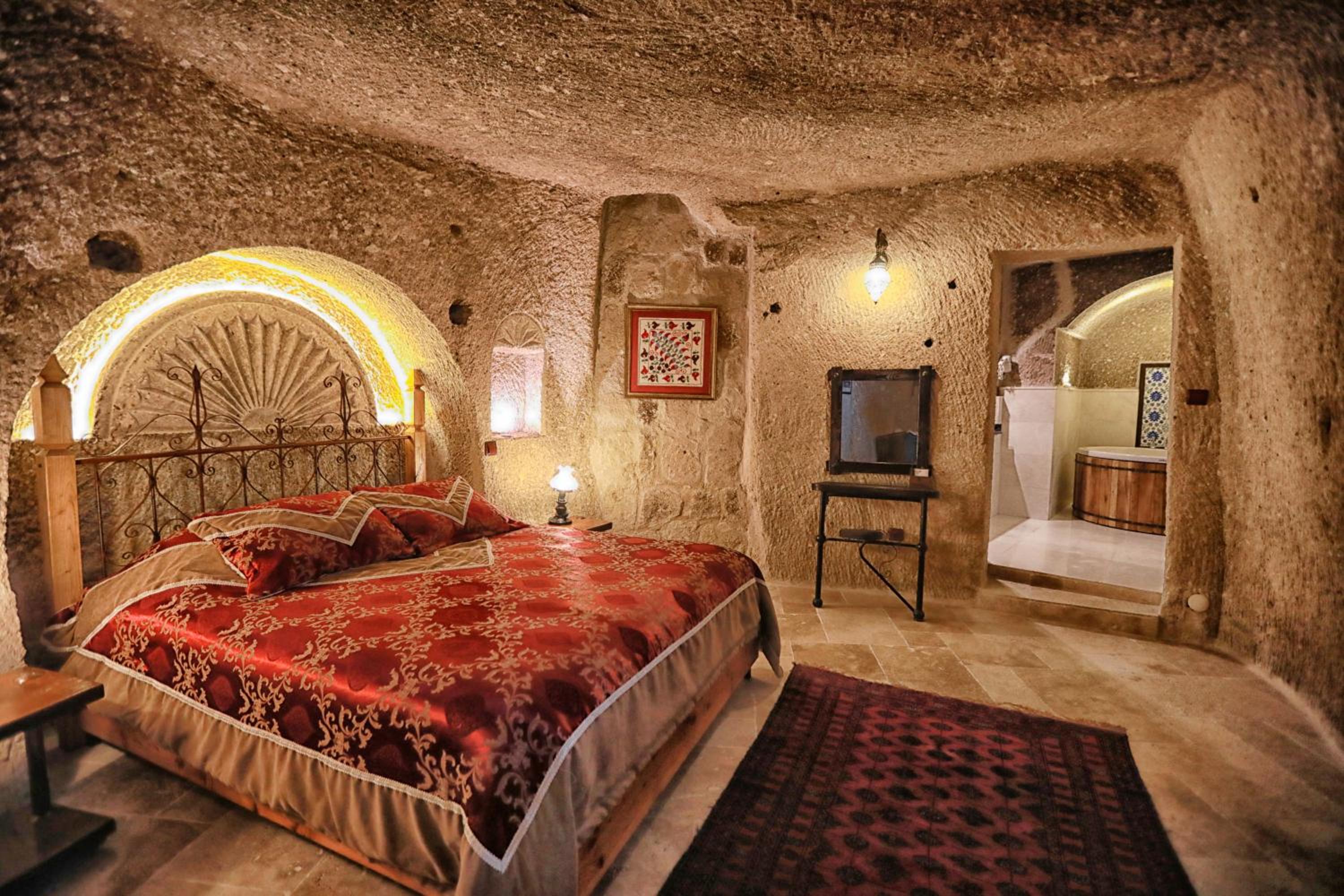 Traveller's Cave Hotel - Image 142
