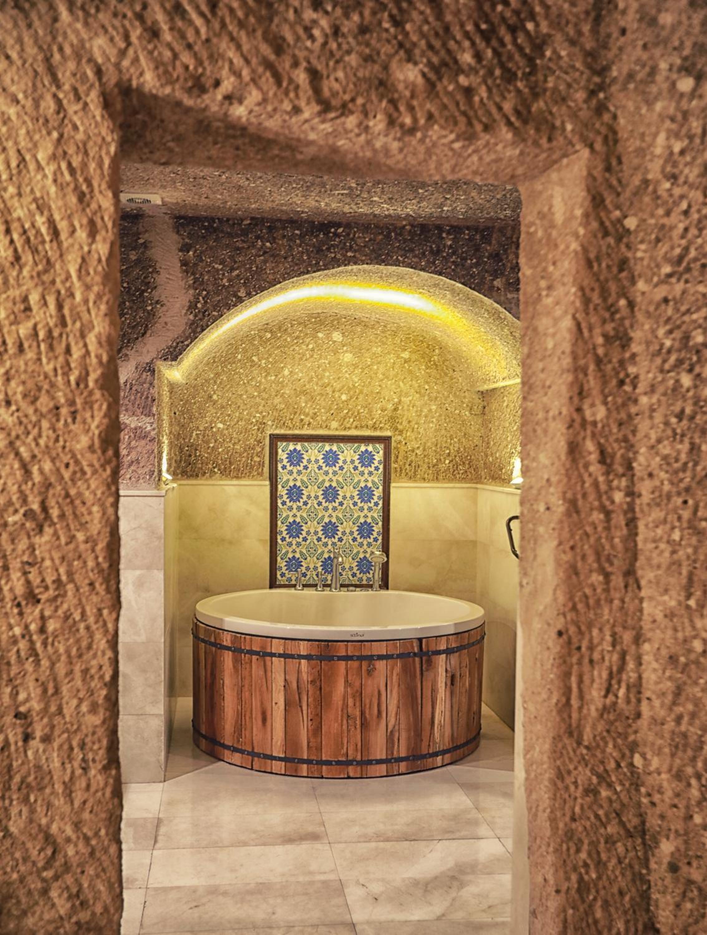 Traveller's Cave Hotel - Image 35