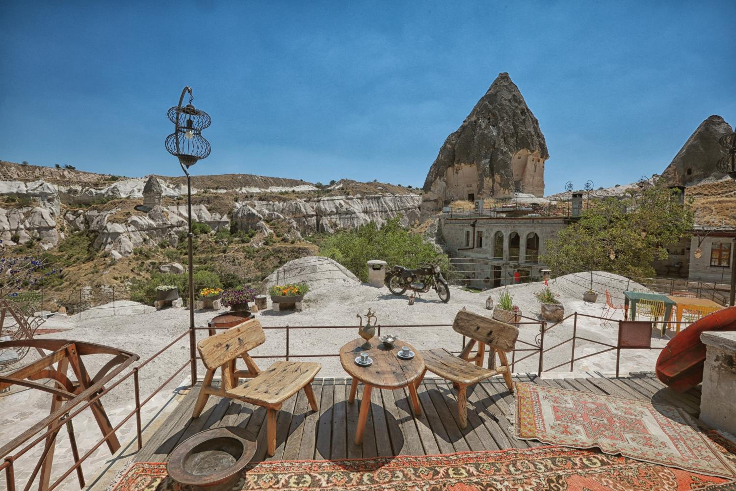 Traveller's Cave Hotel - Image 45