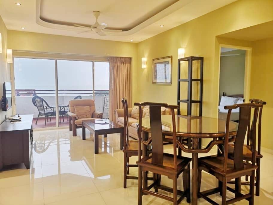 VIP Suite Seaview Batu Ferringhi 1003-2 Bedroom photo 7