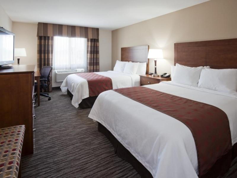 Alexandria Vacations - American Inn  Suites - Property Image 3