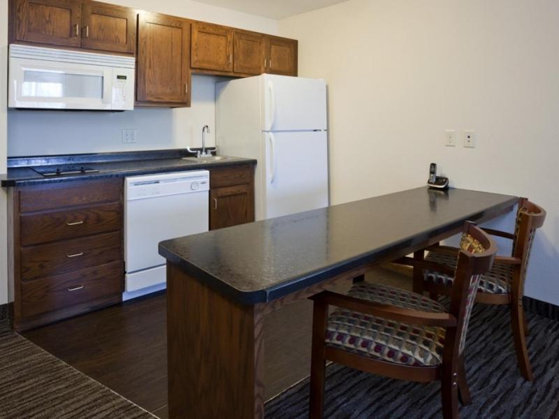 American Inn  Suites - Property Image 12