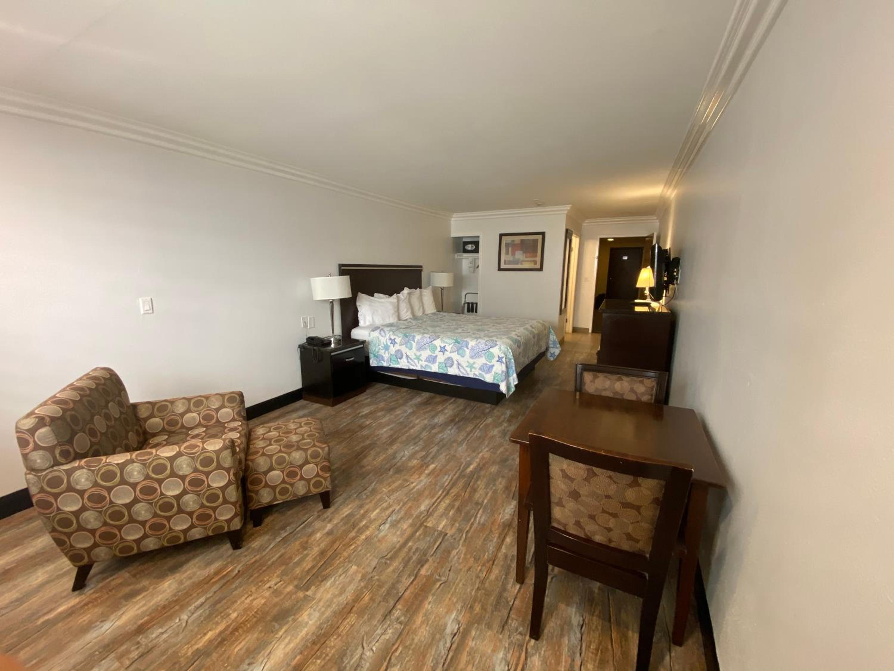 Ocean Surf Inn & Suites