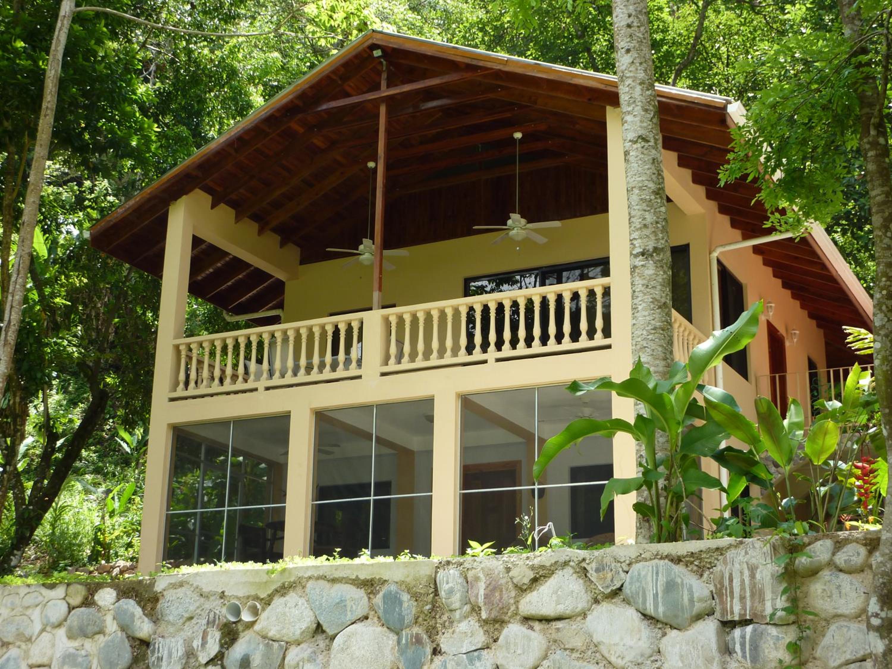 Villas Pico Bonito