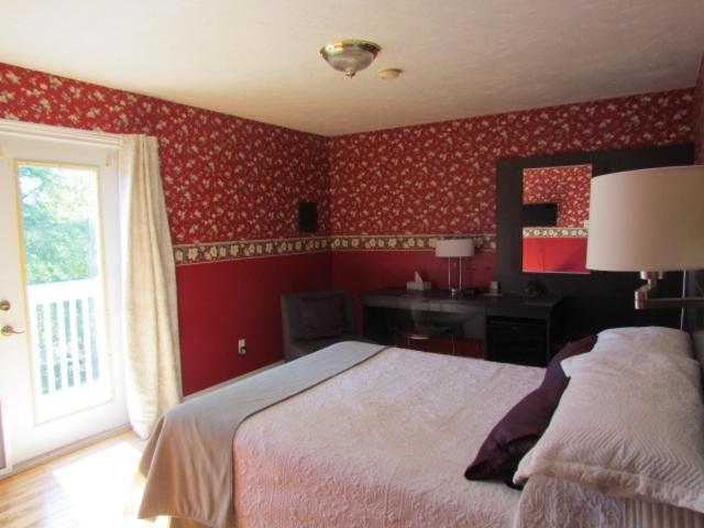 Shepody Bay Inn view 2