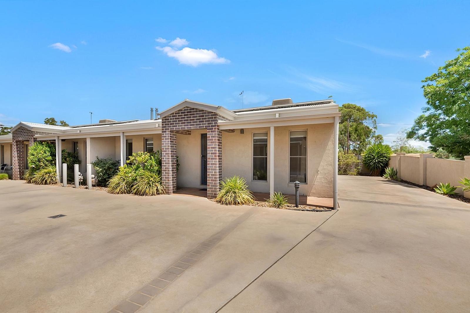 Kennedy Holiday Villas