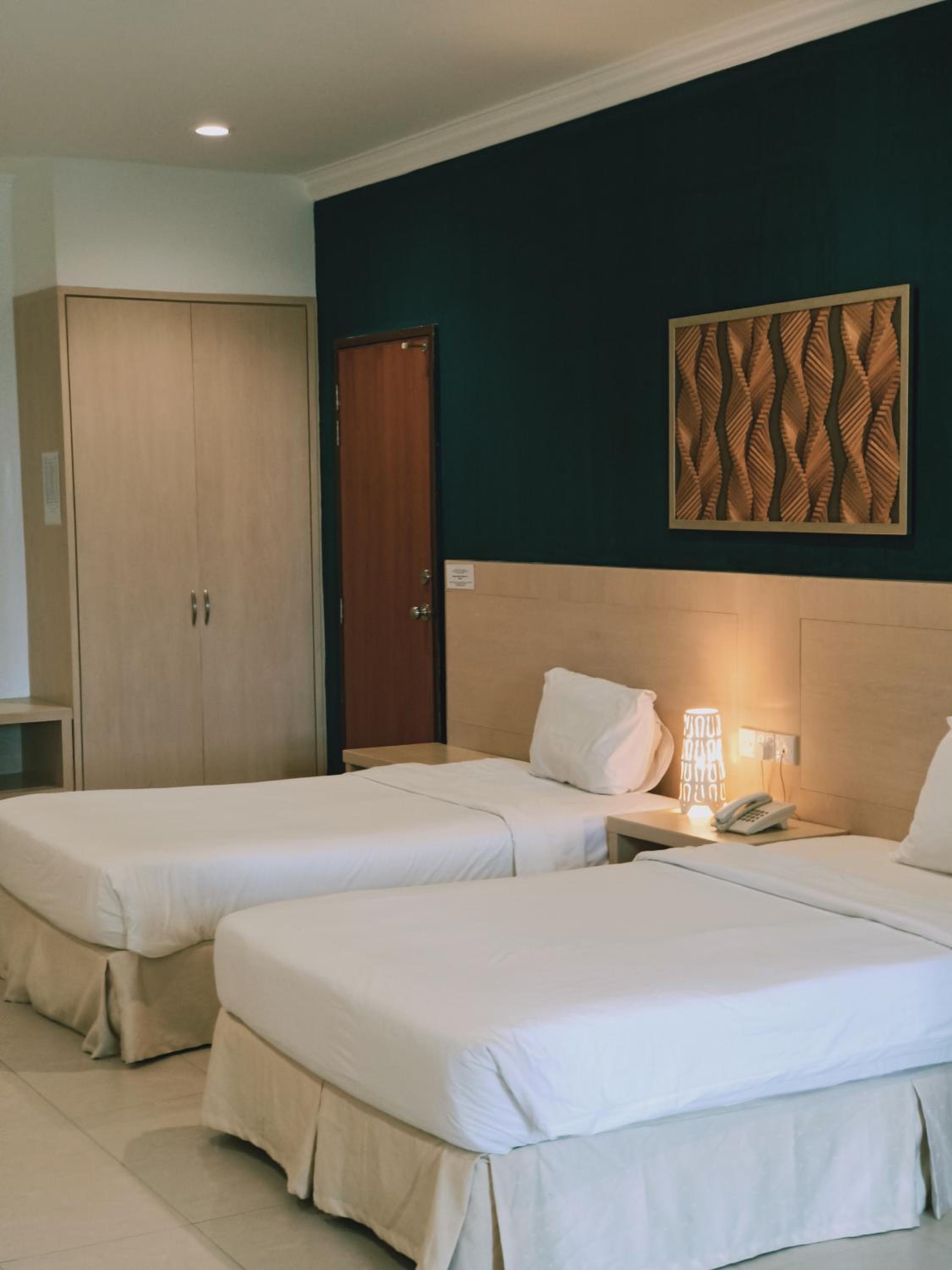 Golden View Serviced Apartments