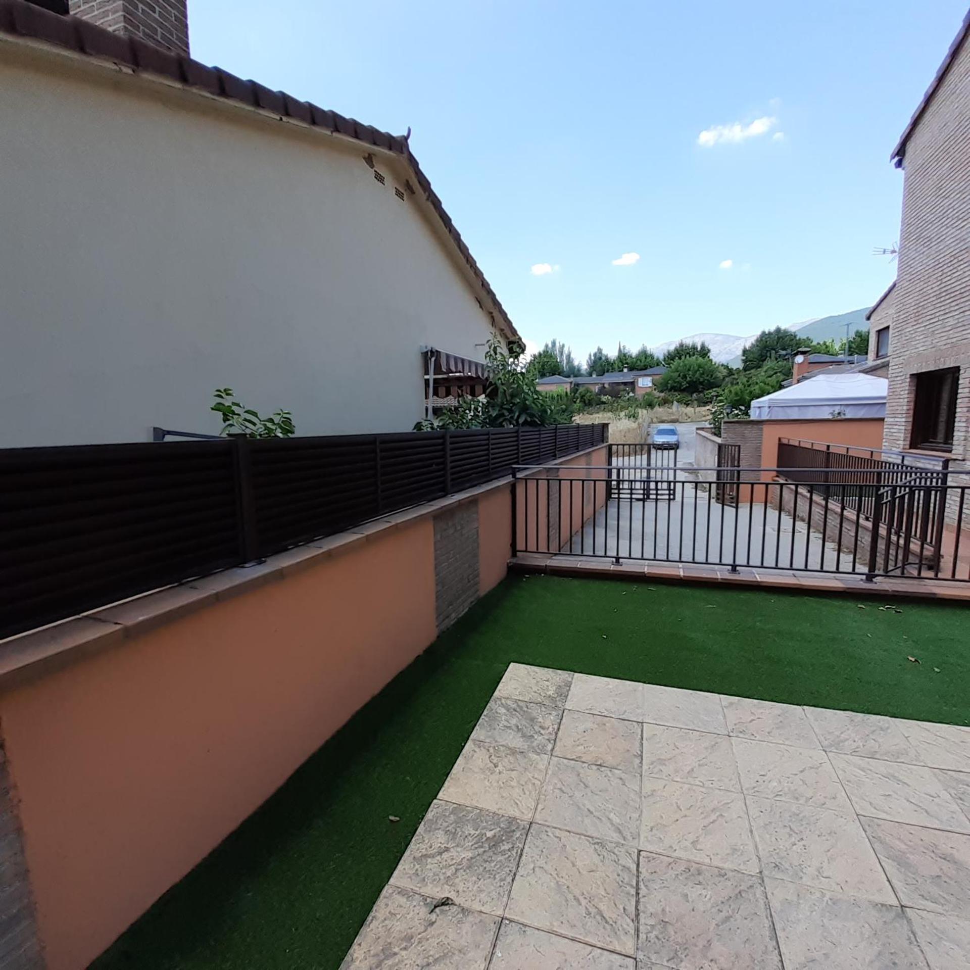 Photo 28