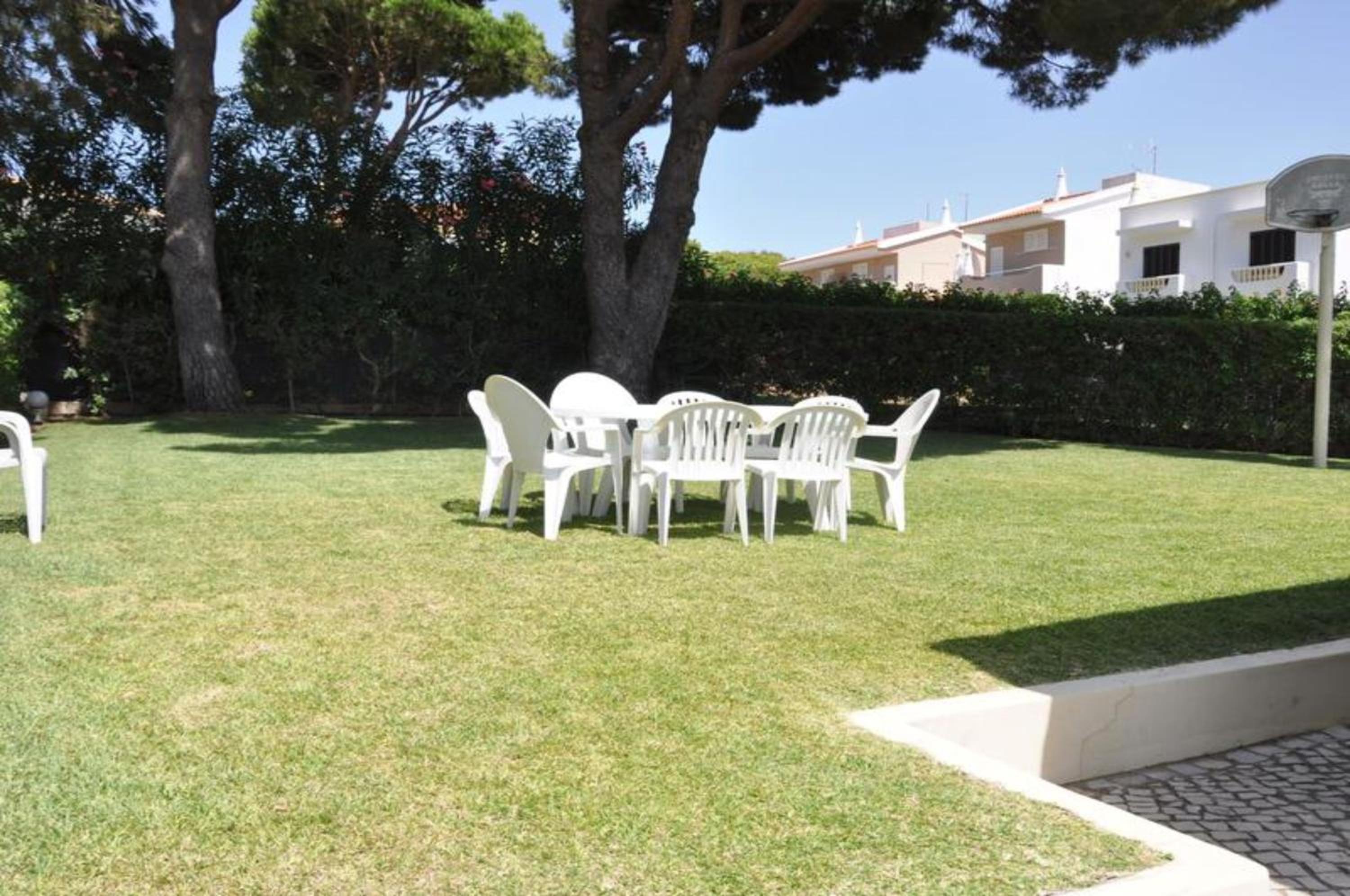 Fantastic for families and close to amenities view 5
