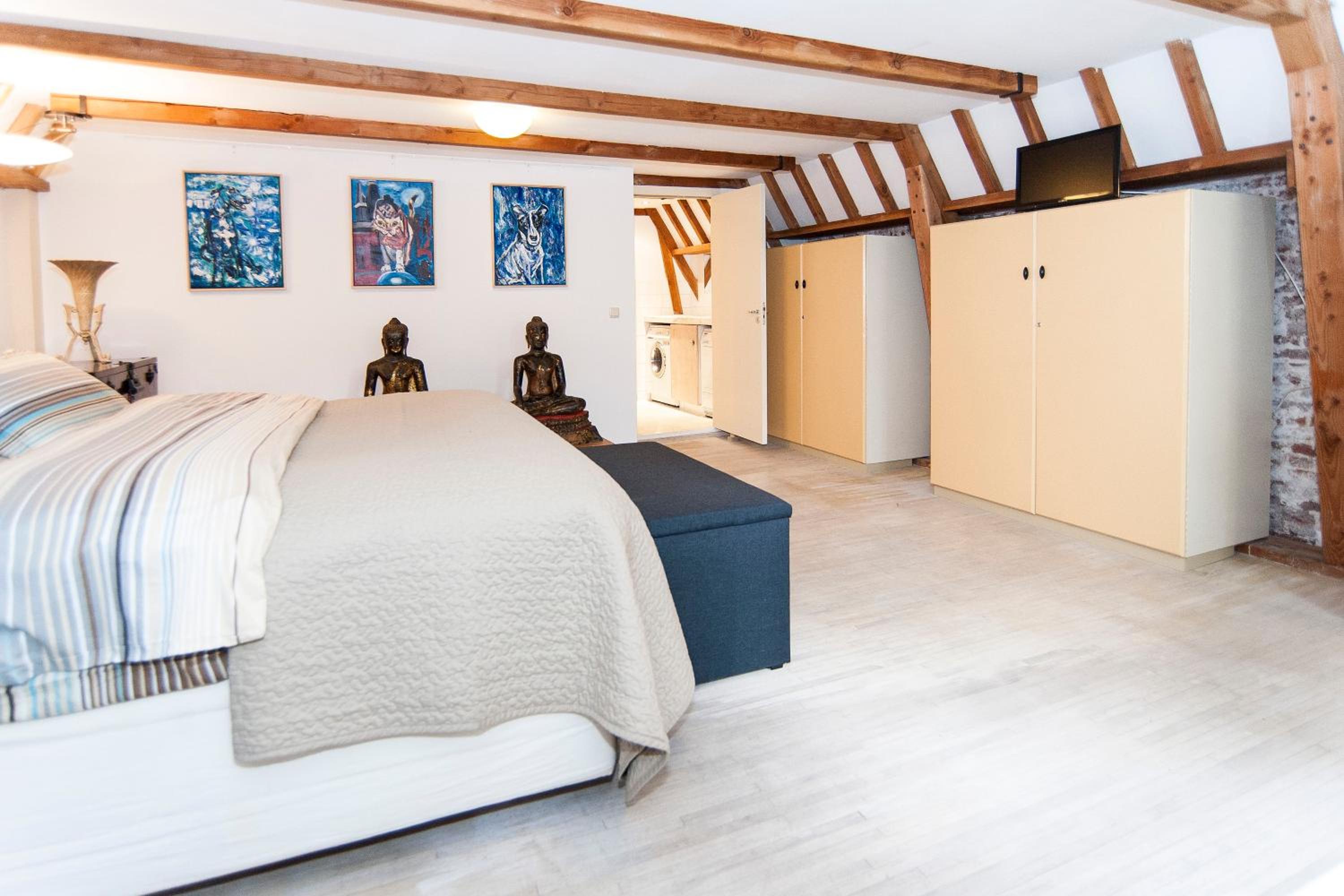 Bed & Breakfast of Art