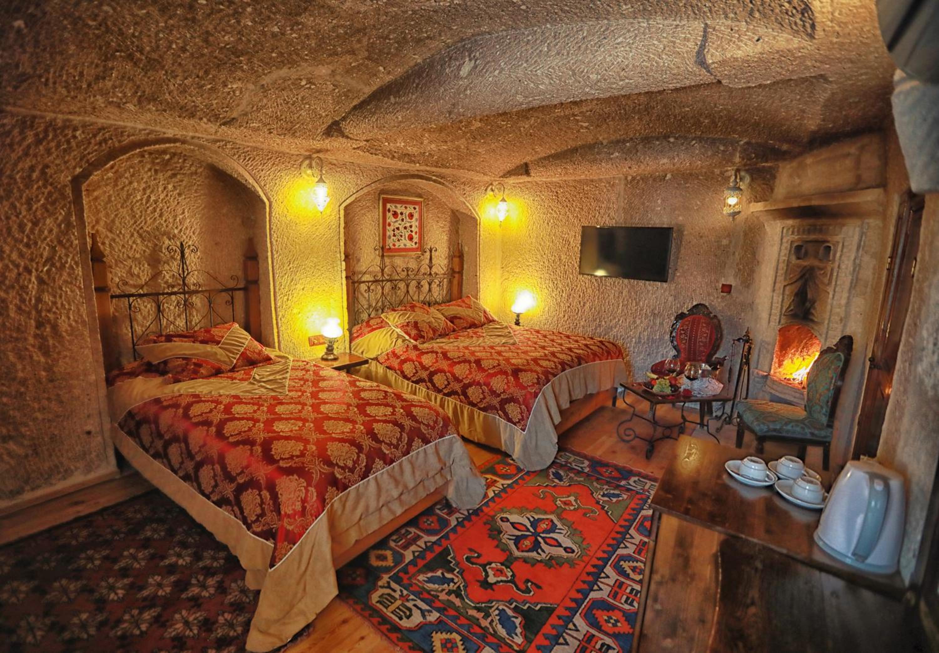 Traveller's Cave Hotel - Image 124