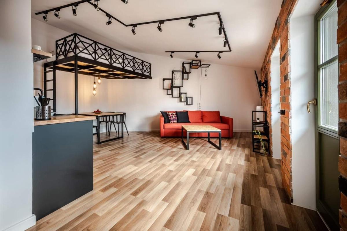 Modern APARTMENT ARIZONA STUDIO OLD TOWN Dietla balcony view 5
