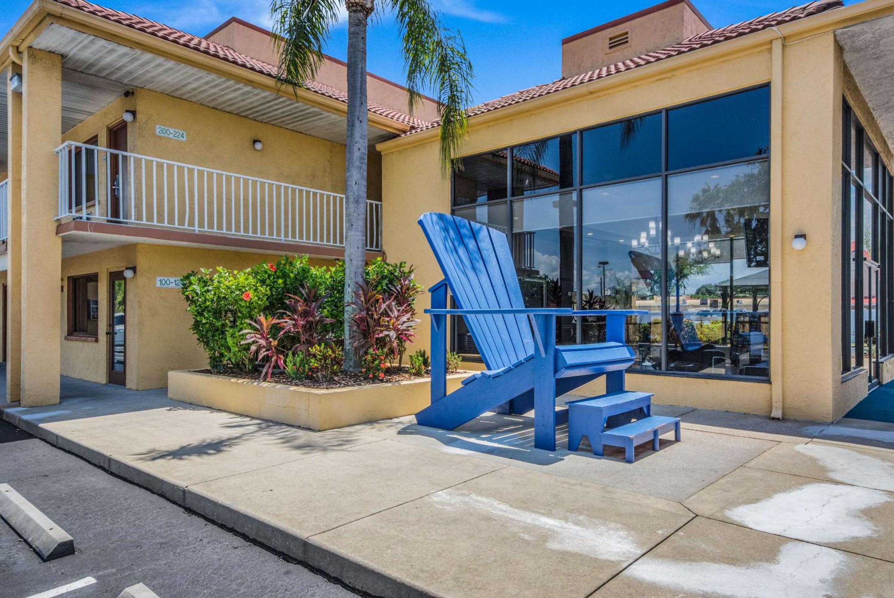 Rodeway Inn Port Richey North view 3
