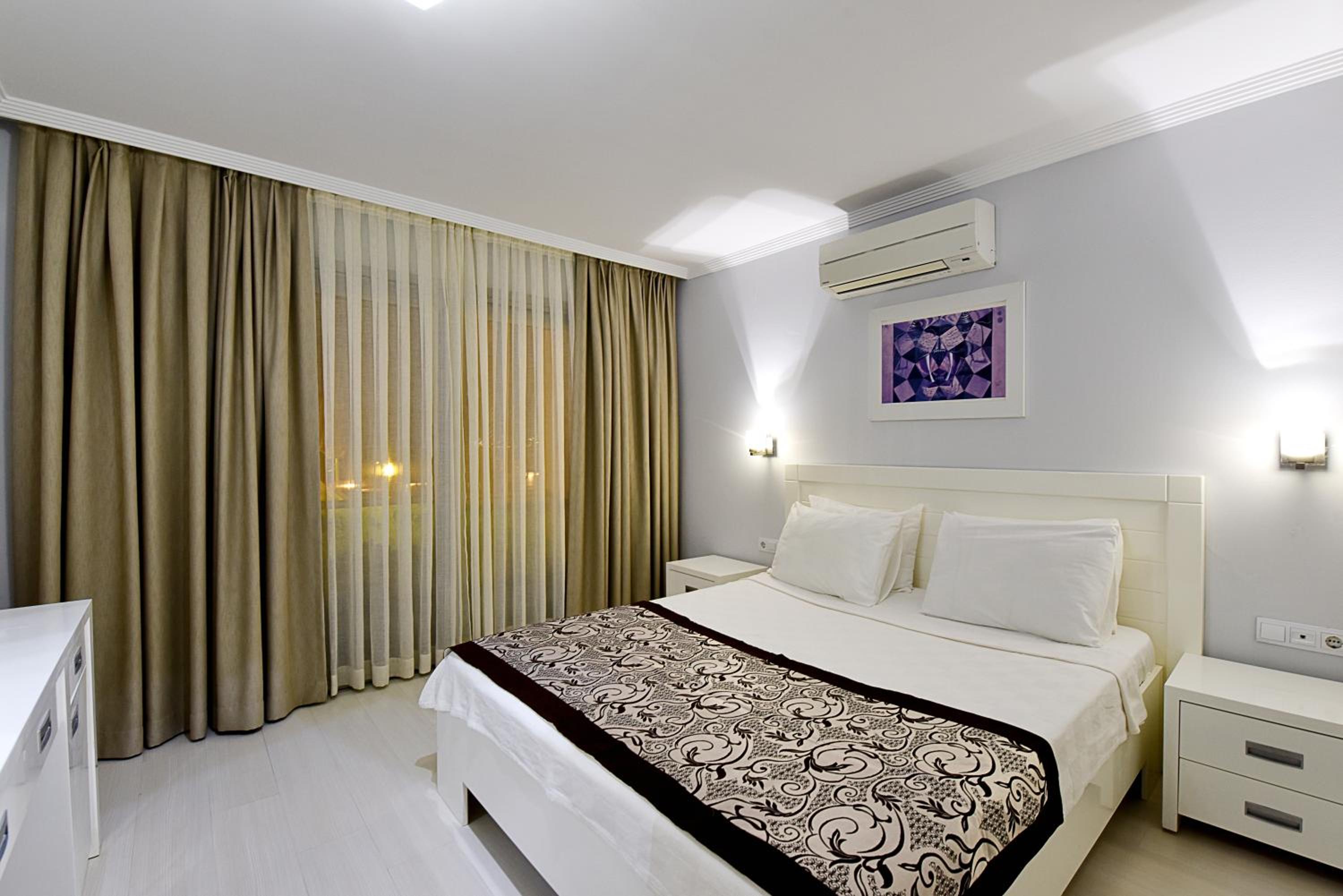 Royal Palm Residence