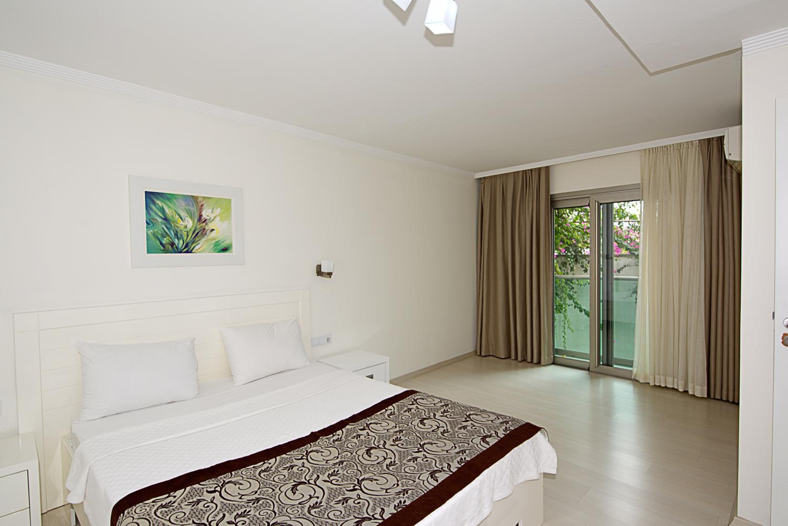 Royal Palm Residence