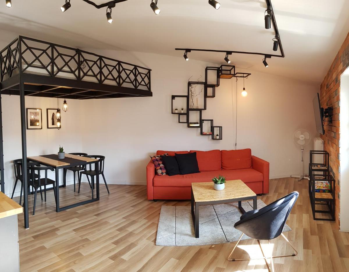 Modern APARTMENT ARIZONA STUDIO OLD TOWN Dietla balcony view 4