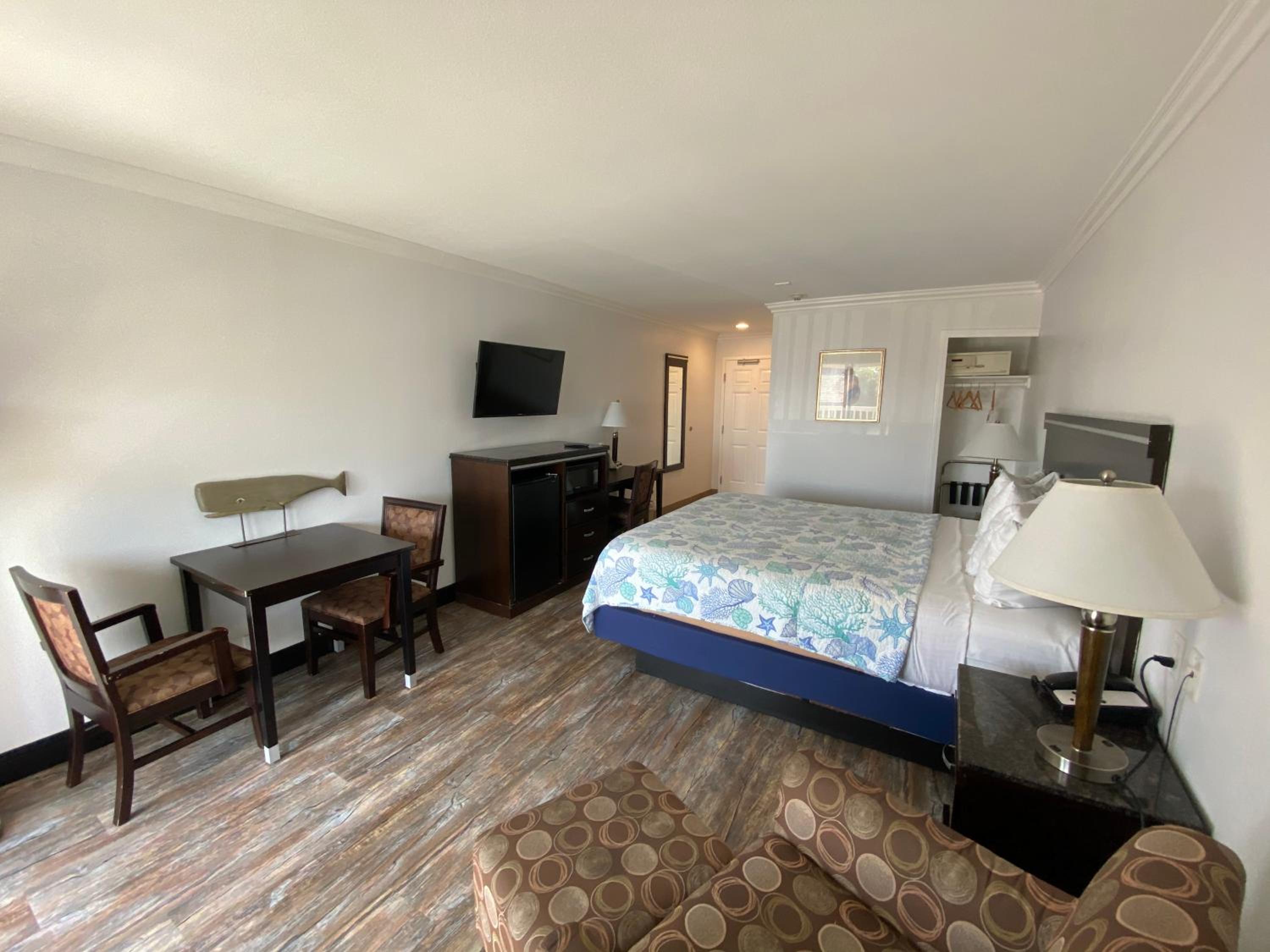 Ocean Surf Inn & Suites