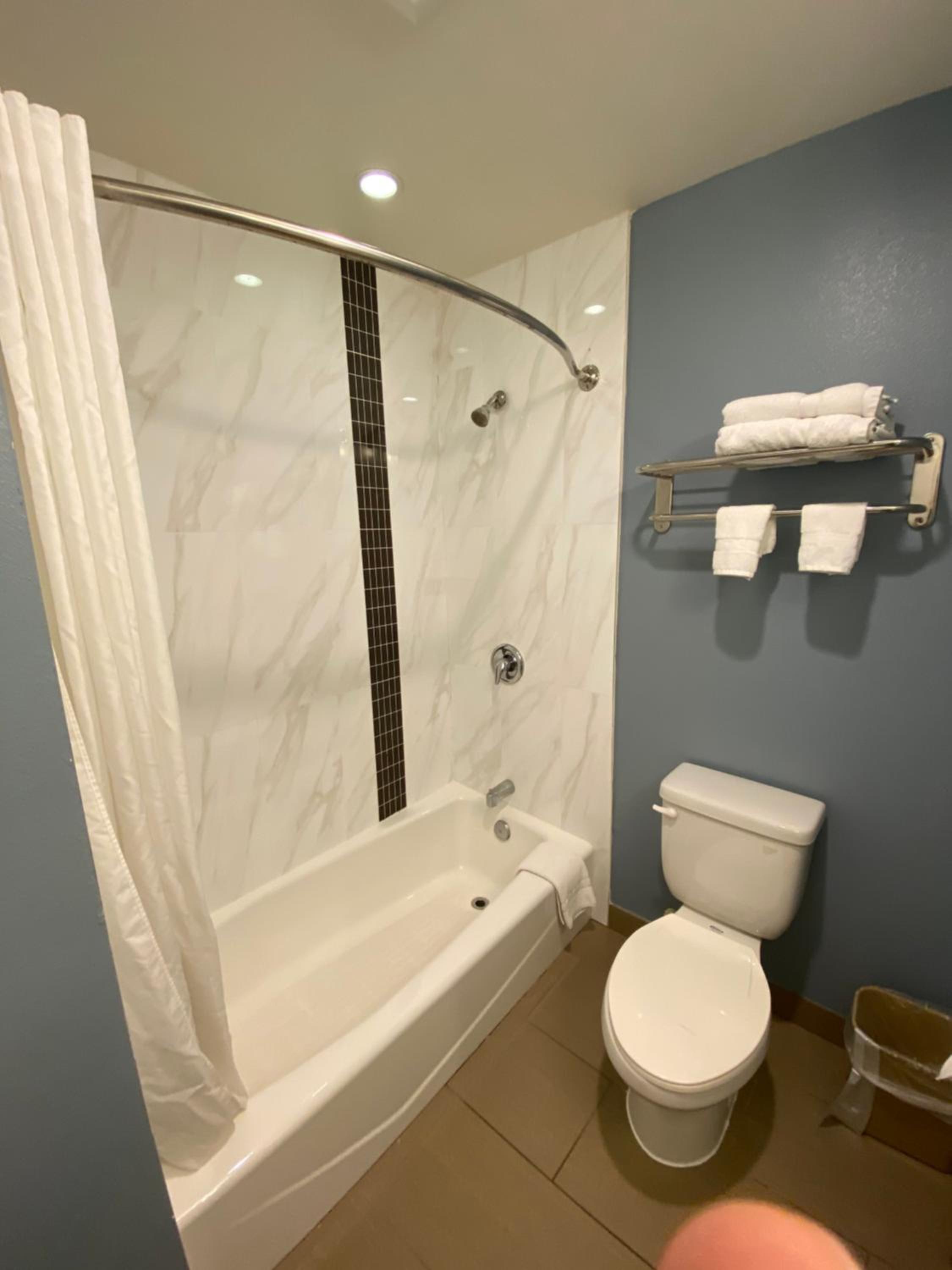Ocean Surf Inn & Suites