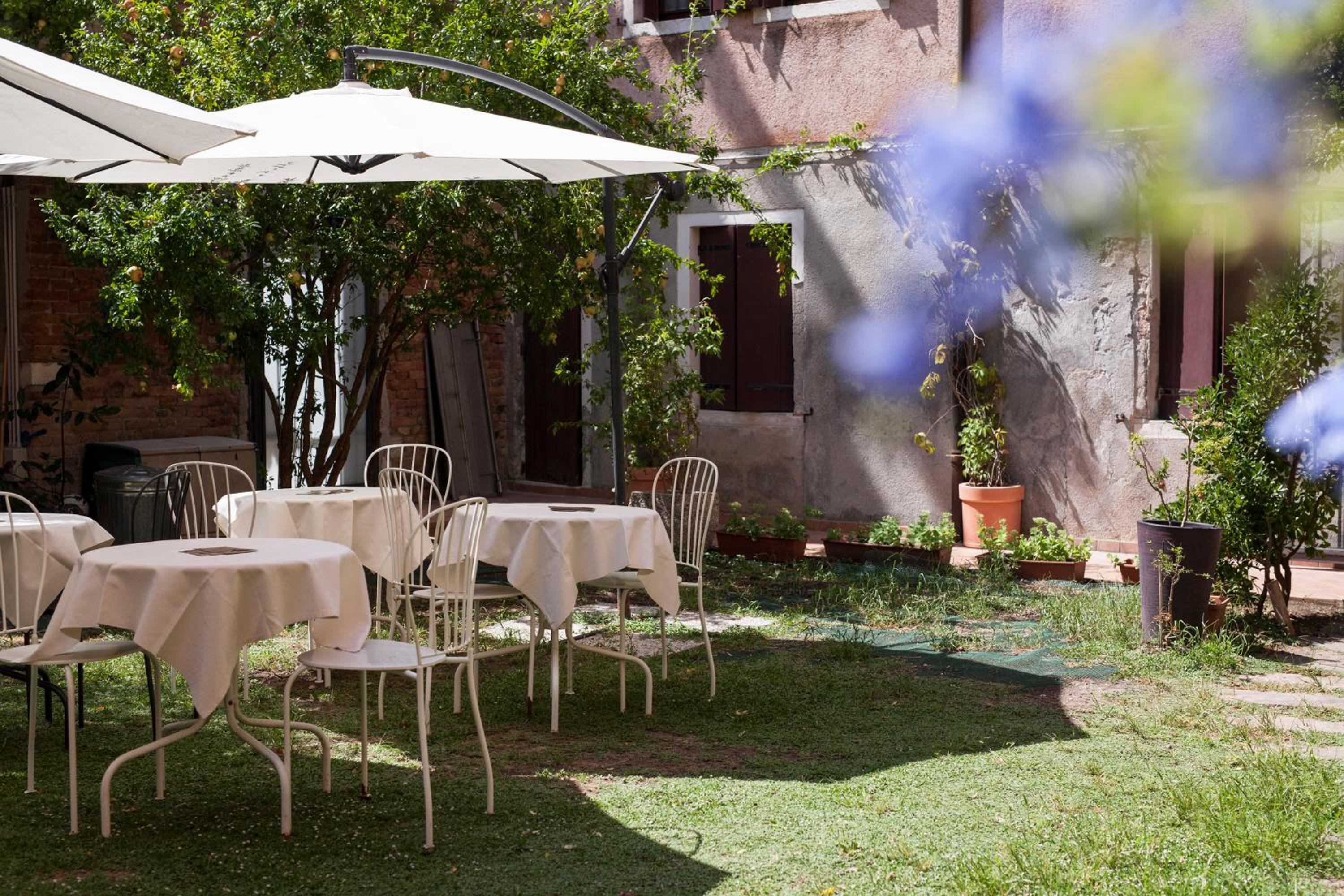 Casa Del Melograno