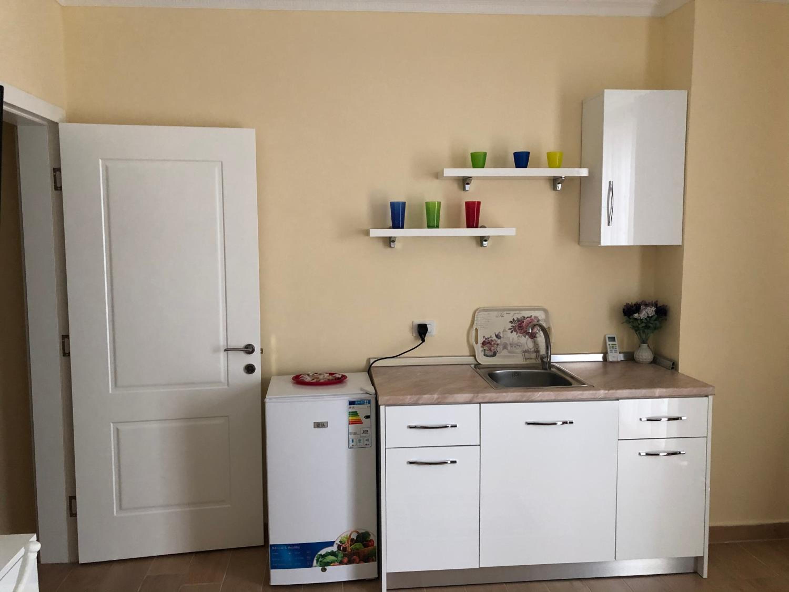 Alb's Apartment 2