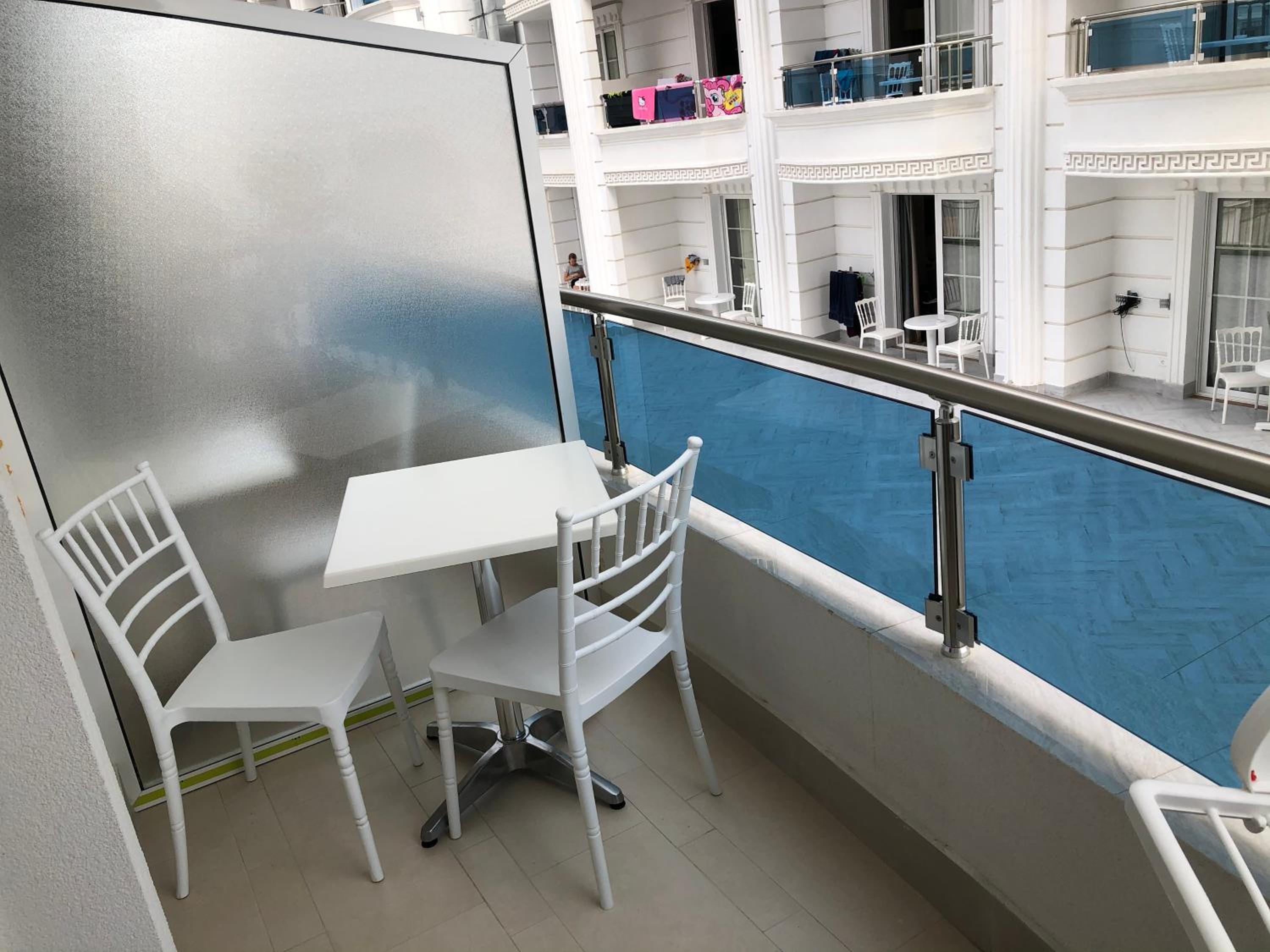 Alb's Apartment 2