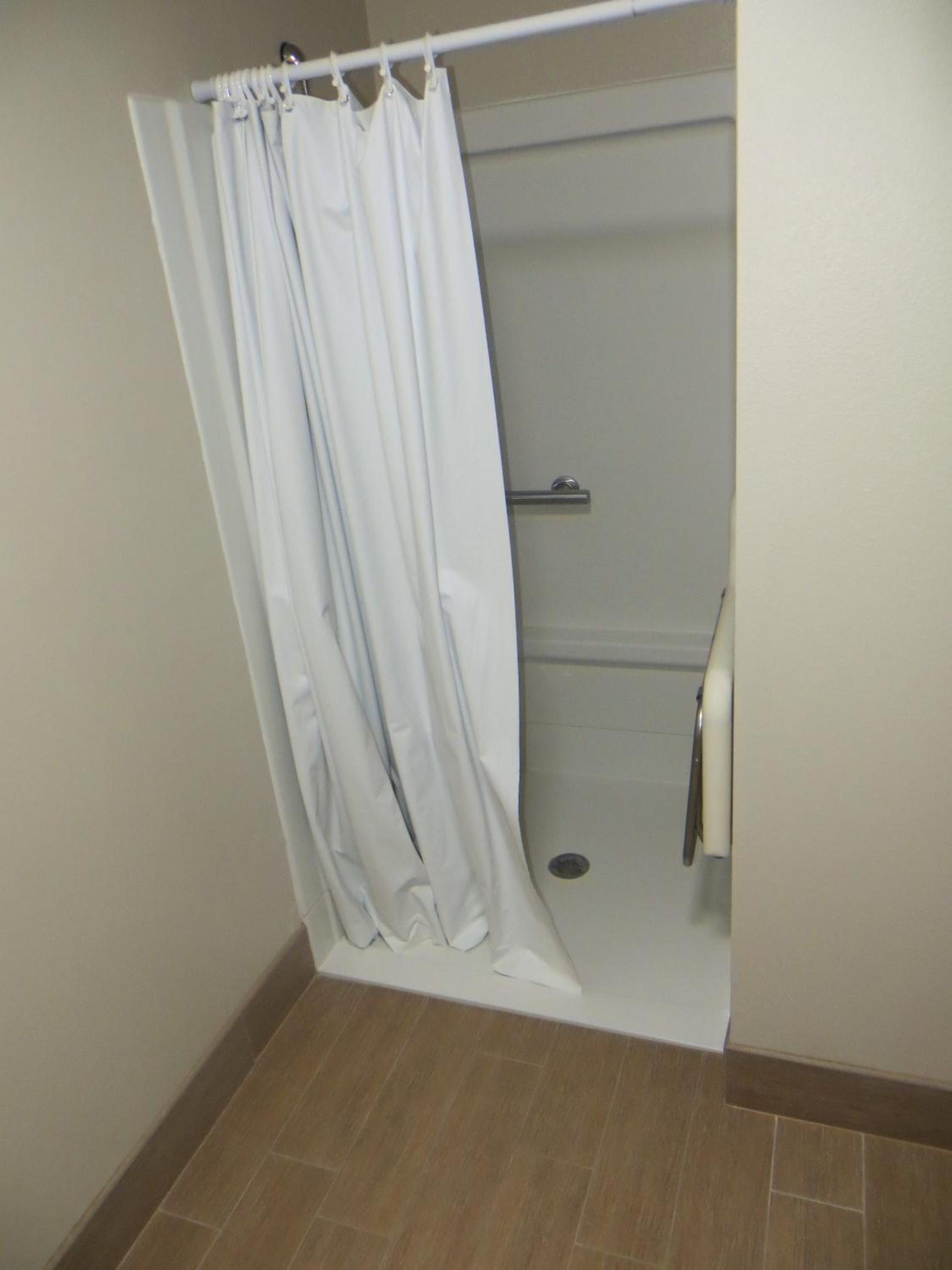 Baymont by Wyndham Glenwood - Property Image 18