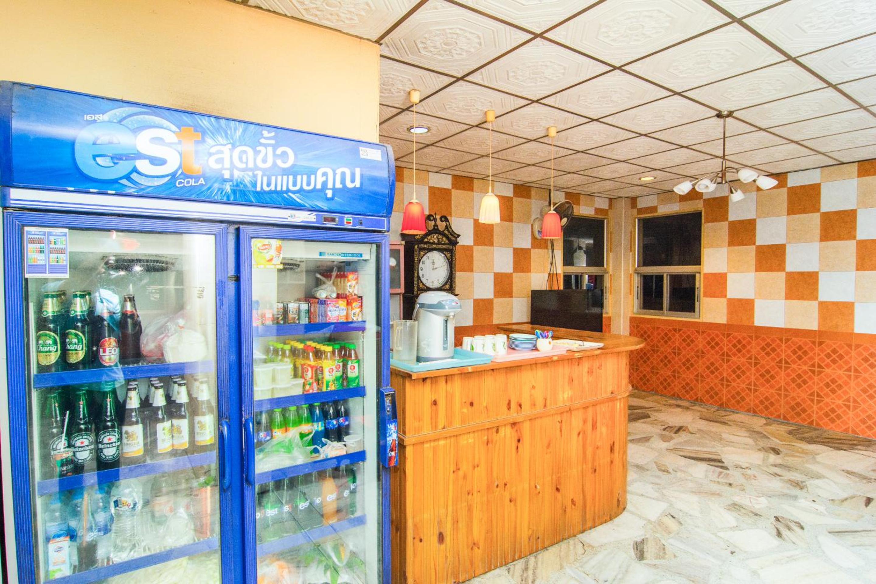Pran Buri Vacations - OYO 534 Phasuk Hotel - Property Image 12