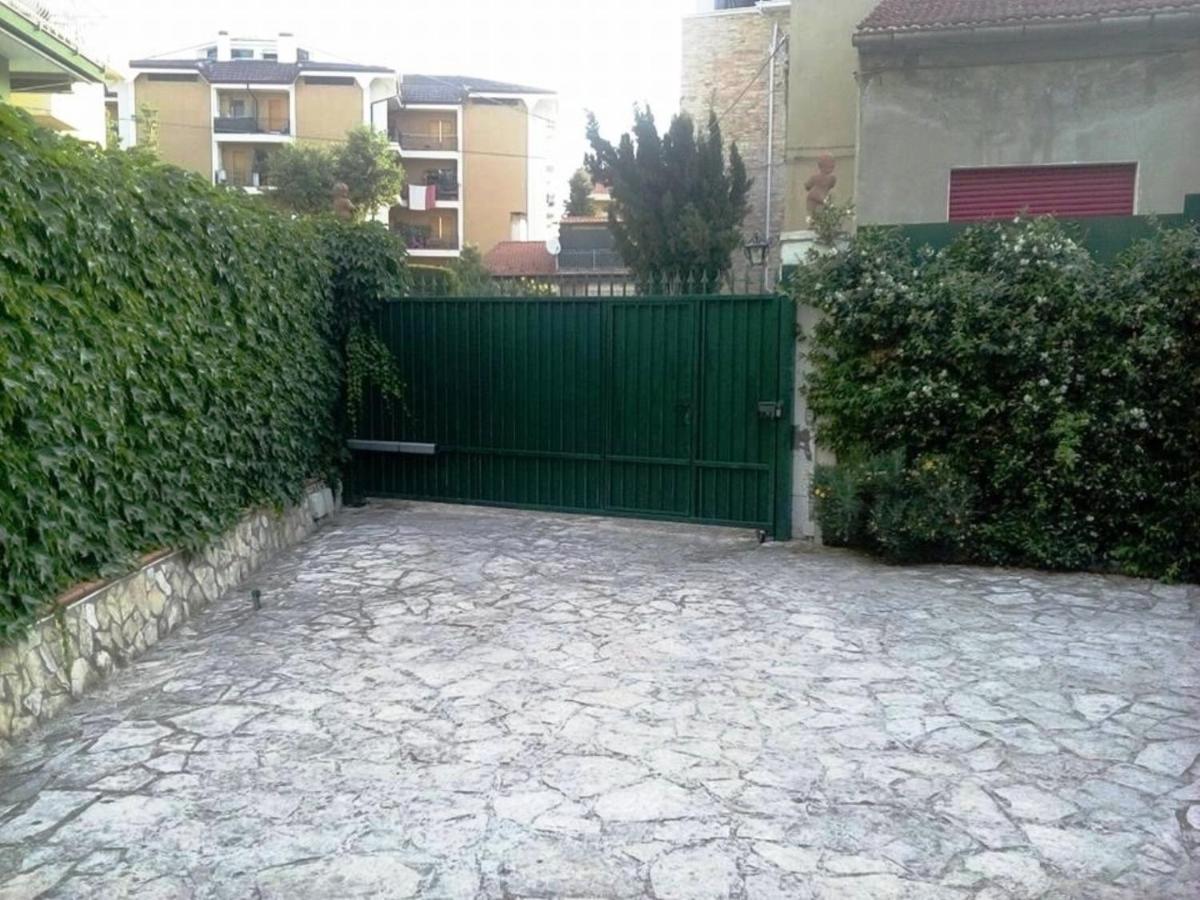 Photo 32