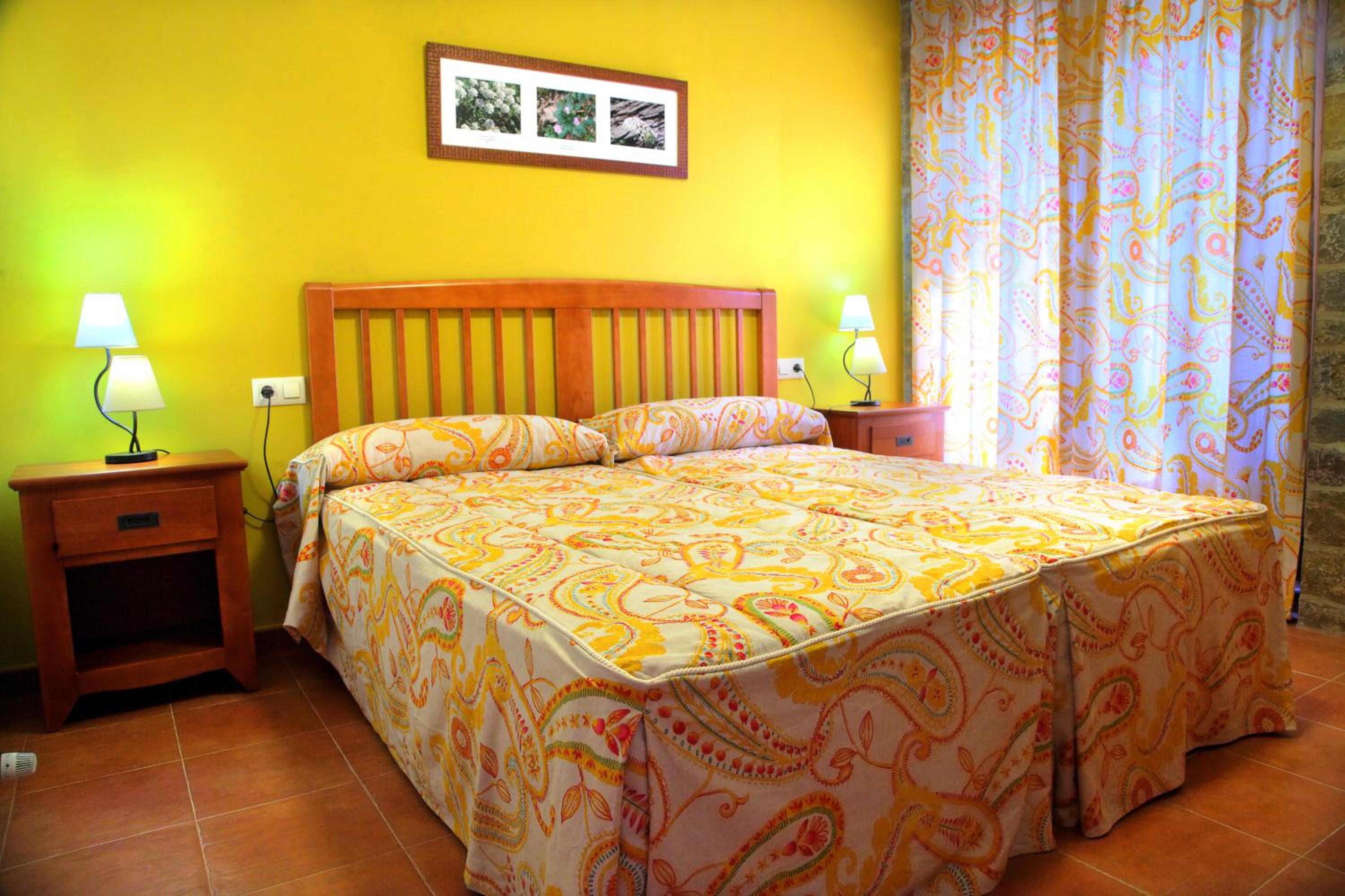 Casas Pirineo, Ainsa