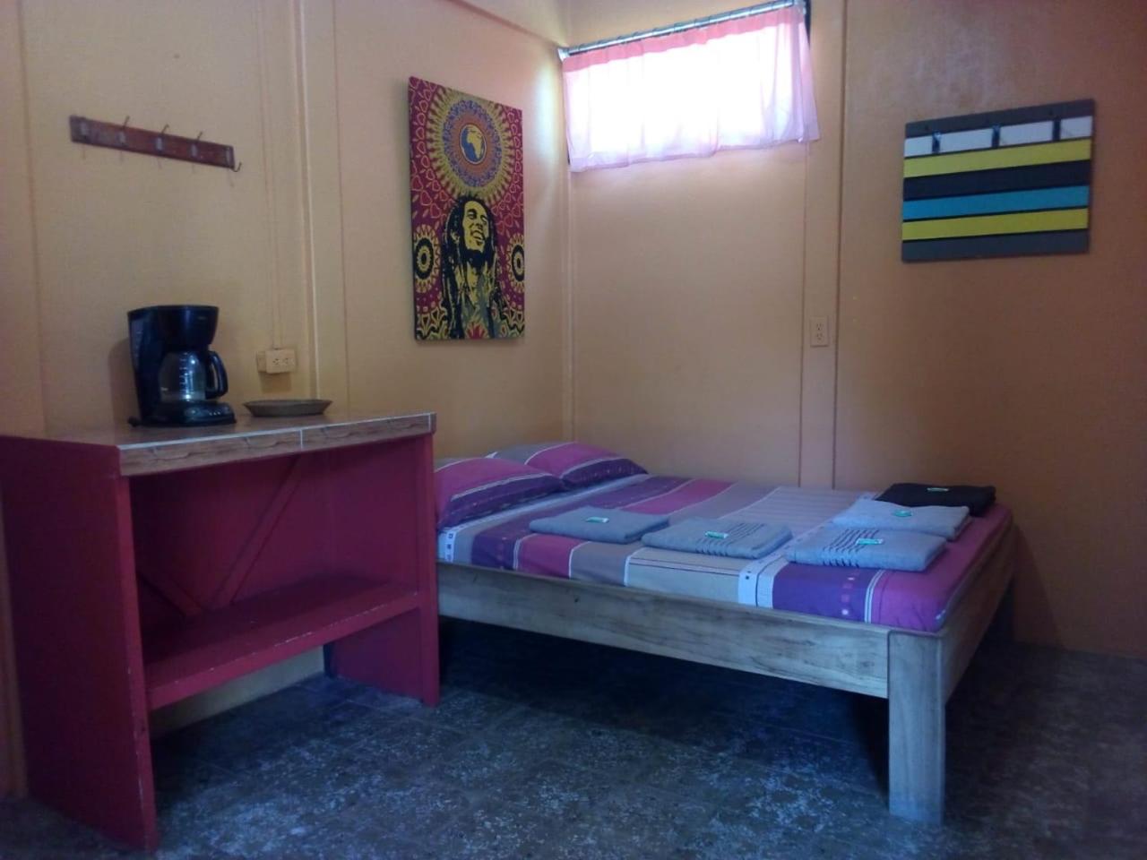 Hotel One Love Puerto Viejo
