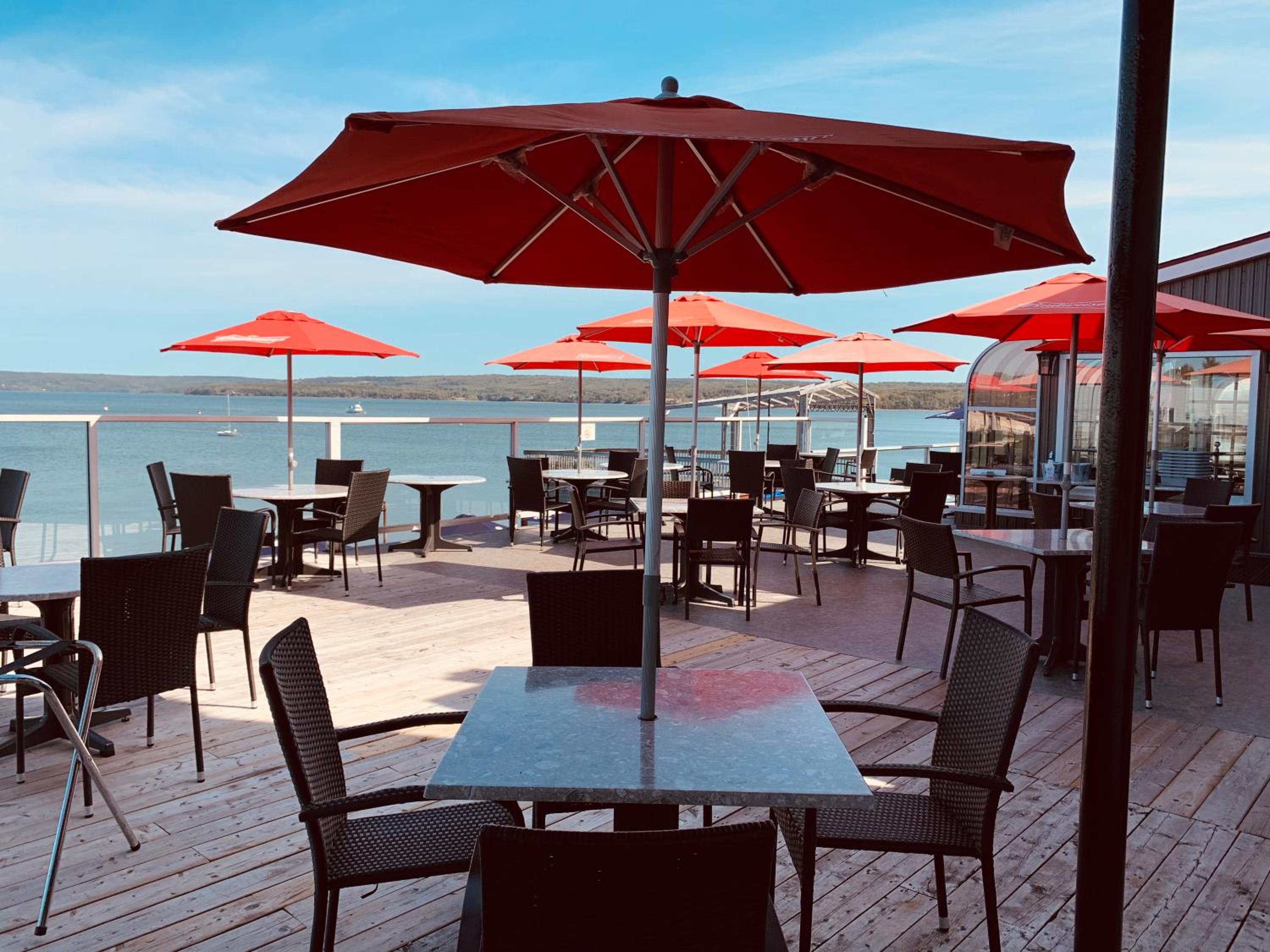 Dockside Suites