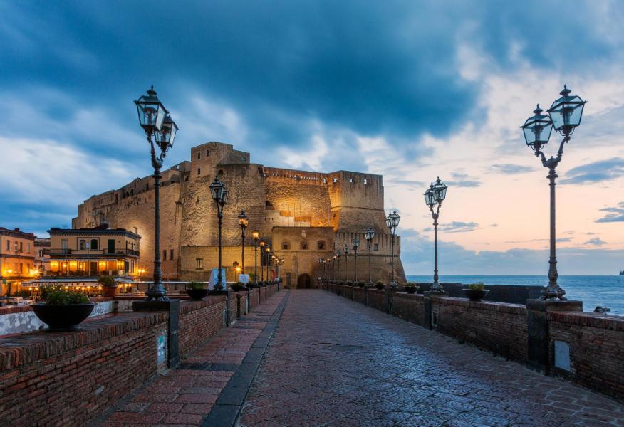Donn'Anna Naples City Center — Naples