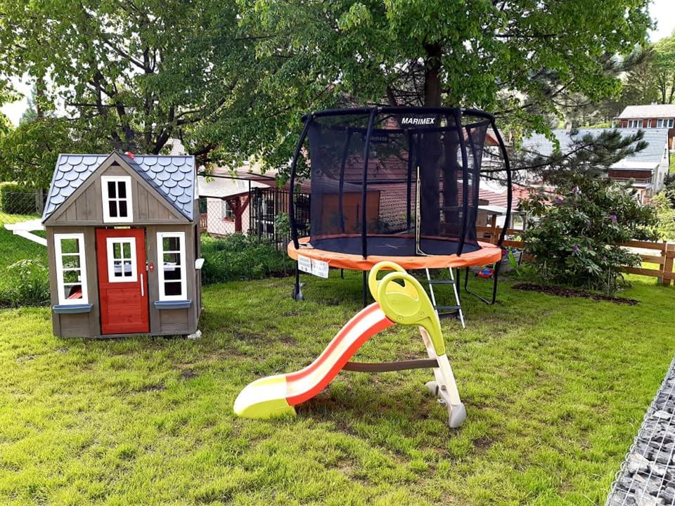 Jizerské hory, apartmány, zahrada, parkování zdarma