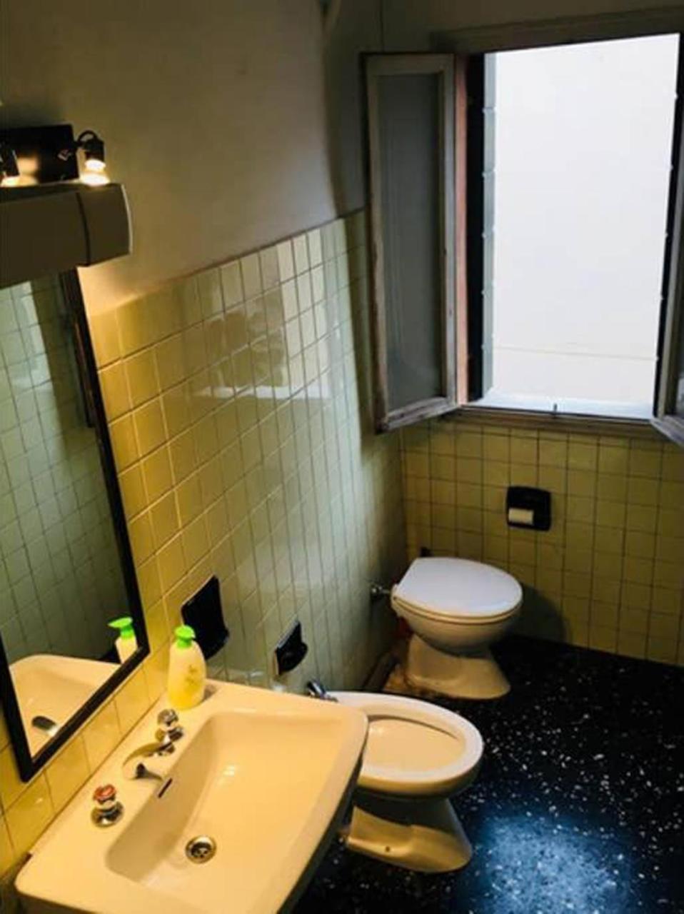Charming large palazzo in center Venice for up to 9 people