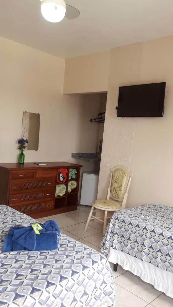 Residencial Beira Mar Cananéia view 3