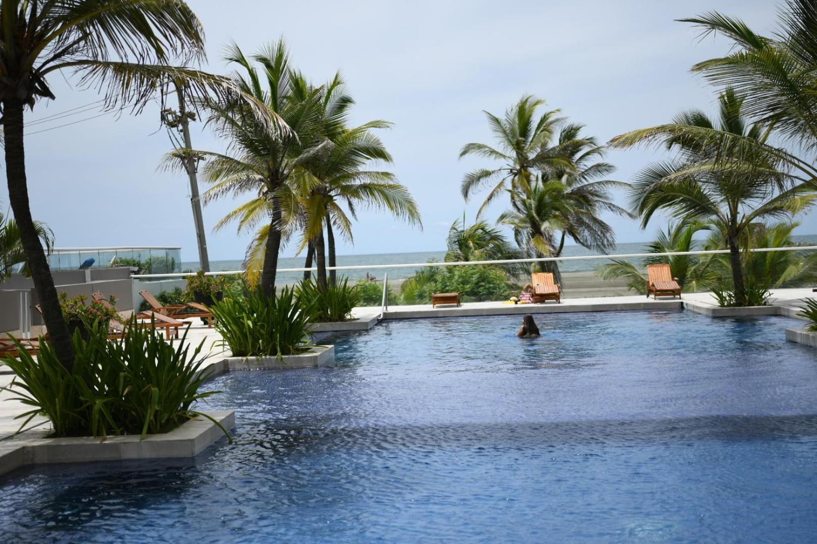 Hermoso apartamento con todas las comodidades acceso directo a la playa ubicado en el edificio Morros Epic