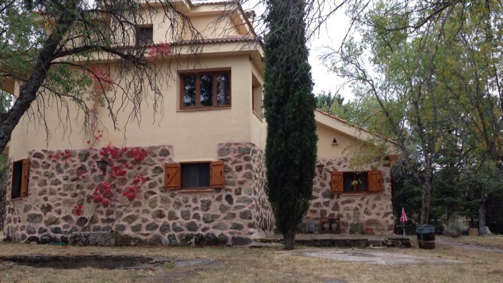 Exclusiva Casa y Finca Privada ITOS view 3