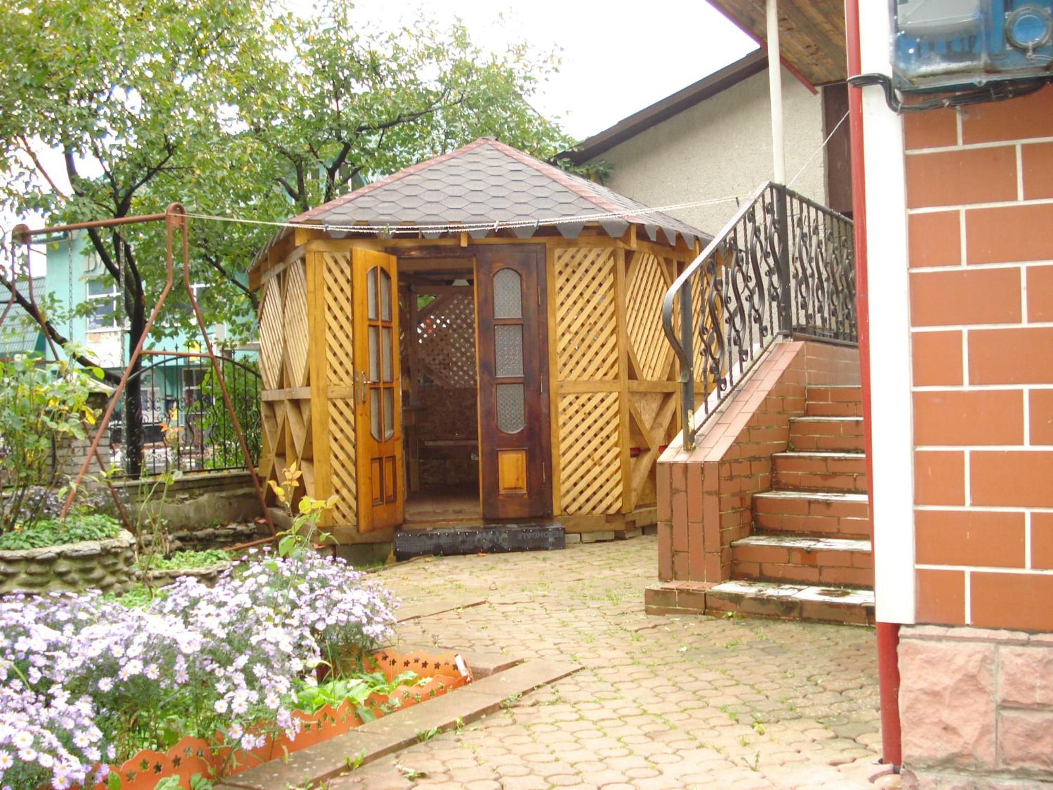 Photo 11