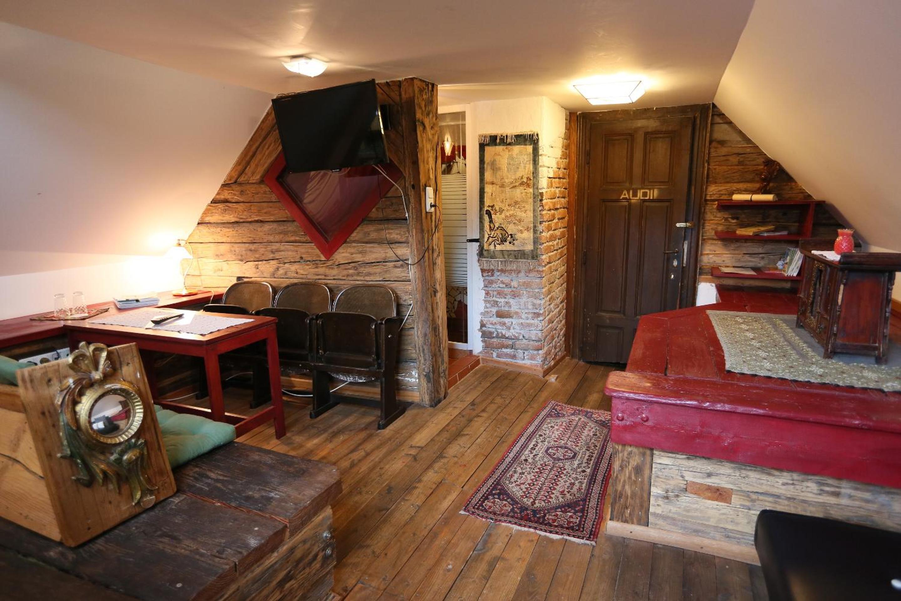 Photo 21