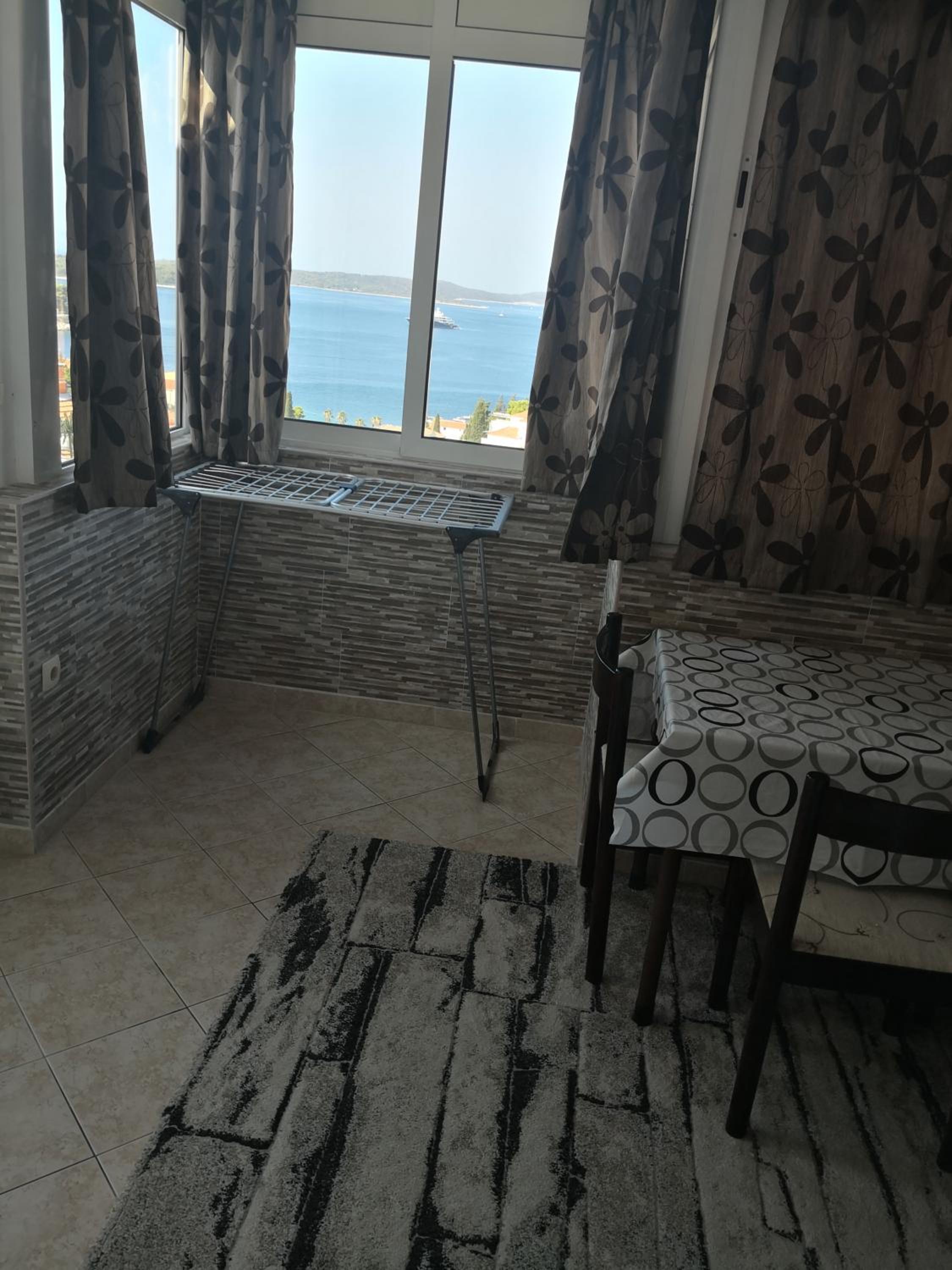 Apartments Kresic