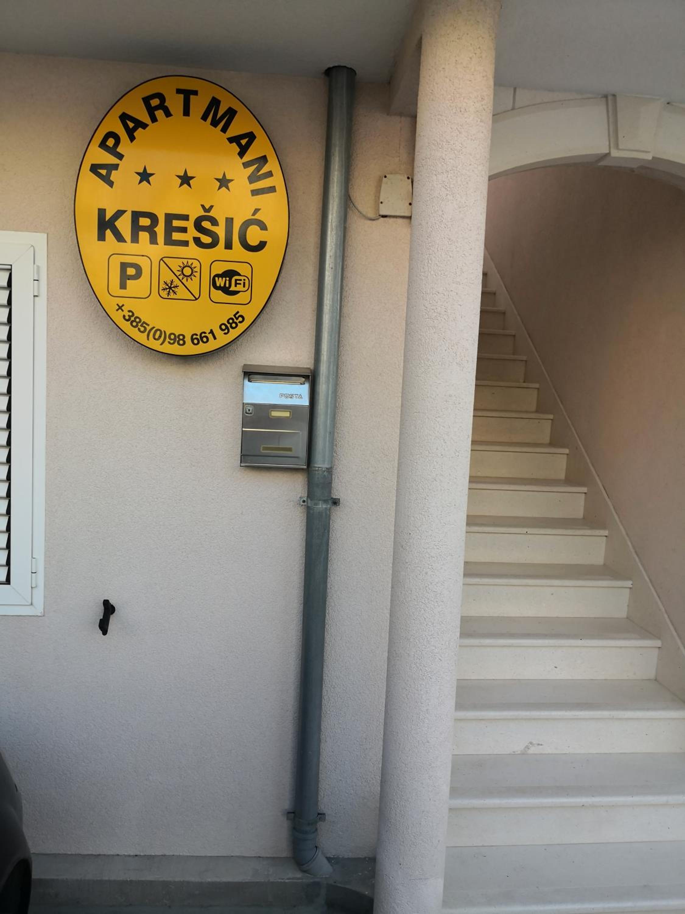 Apartments Kresic